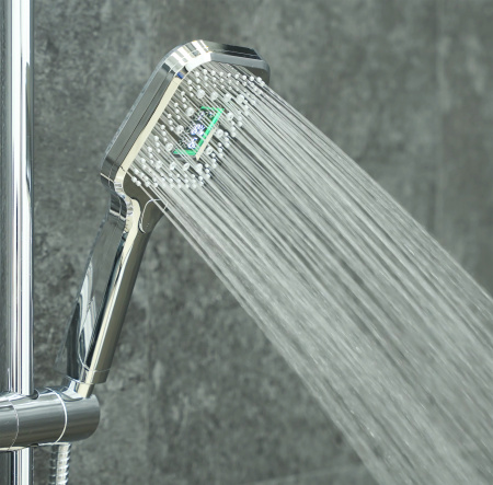 Лейка для душа светодиодная, квадратная с дисплеем OLIVE'S D172LED